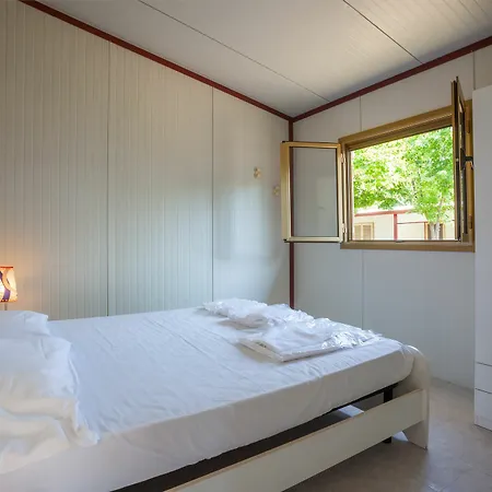 Centro Vacanze Camping Summerland 酒店 西尼加利亚